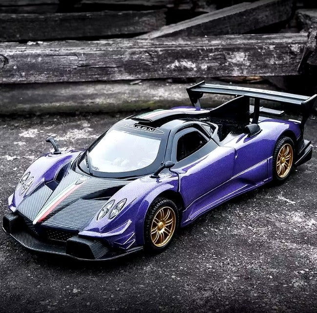1:31 Diecast Pagani Zonda Revolucion 2013 Official Licensed Model - Image 8