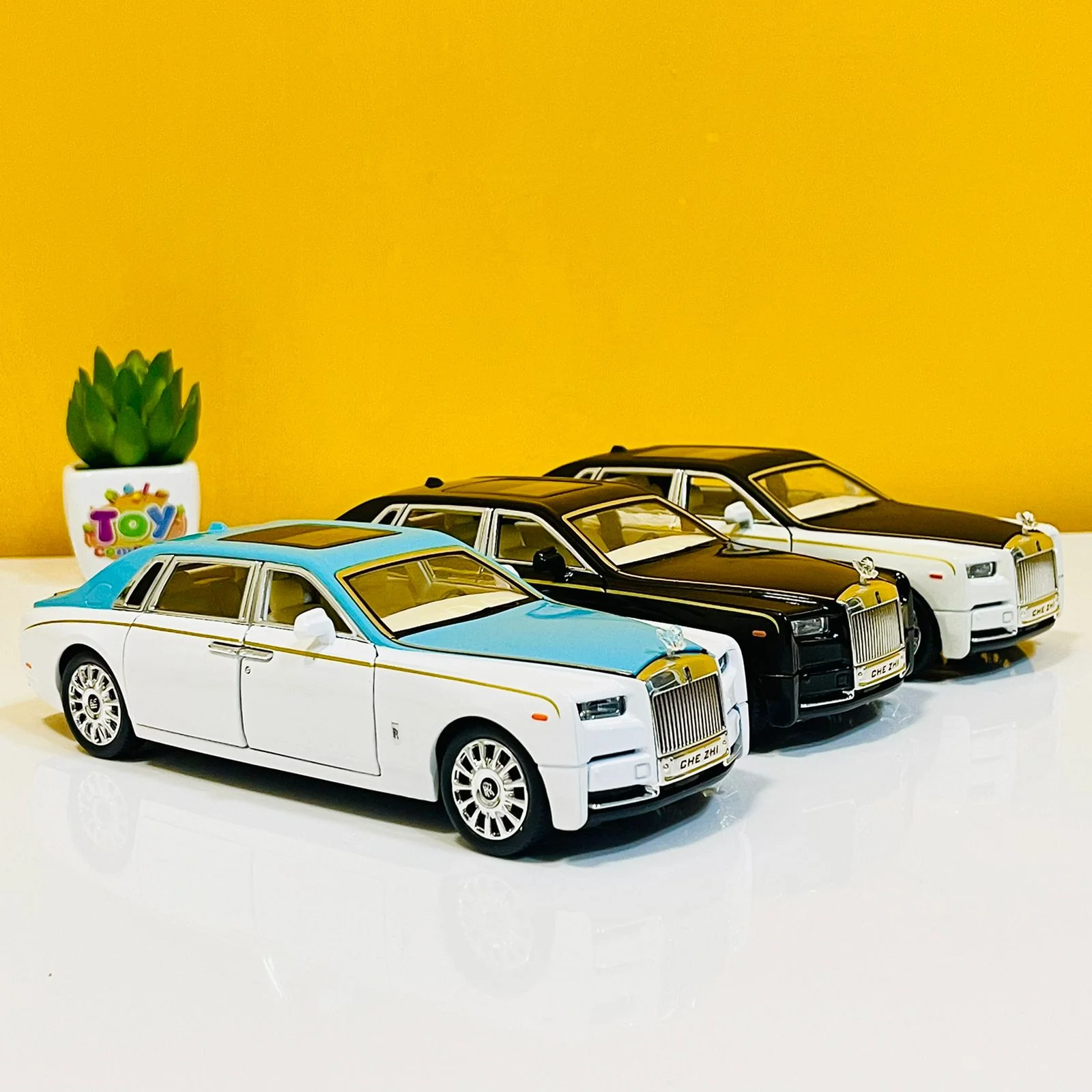 1:24 Scale Diecast Rolls Royce Phantom Mansory