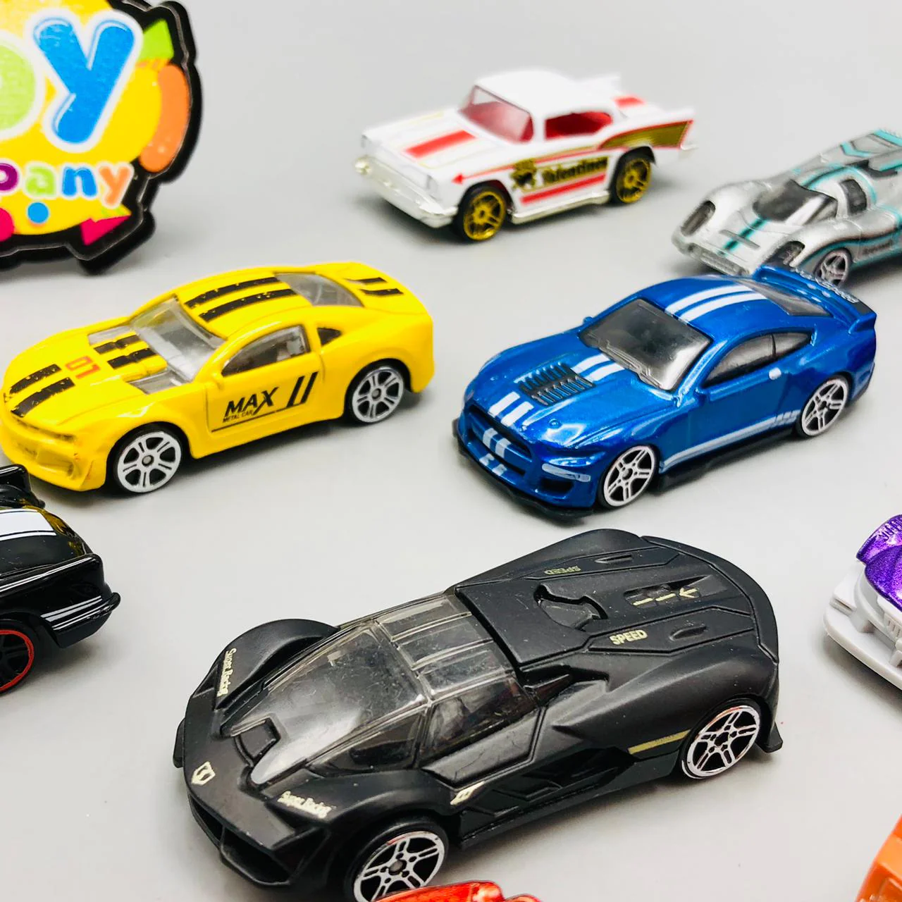 20Pcs Hot Wheels Diecast Mini Inertial Cars Set - Image 14