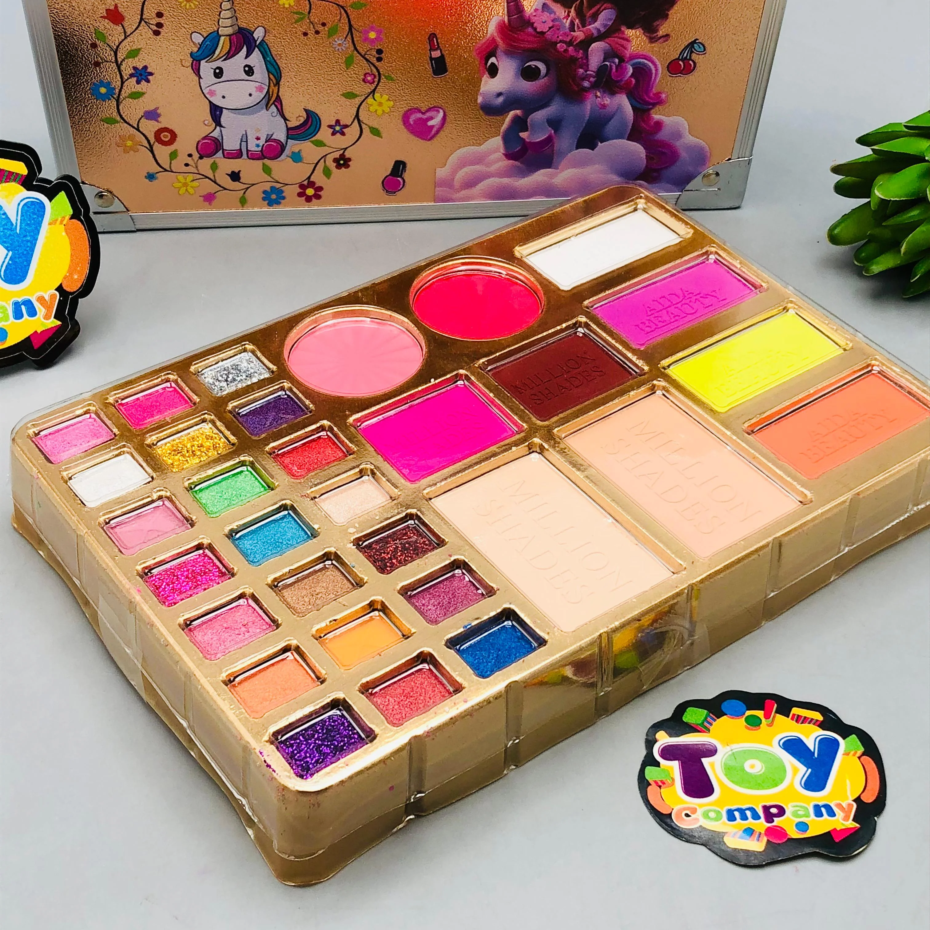 37Pcs Realistic Eye Makeup Briefcase - Image 5