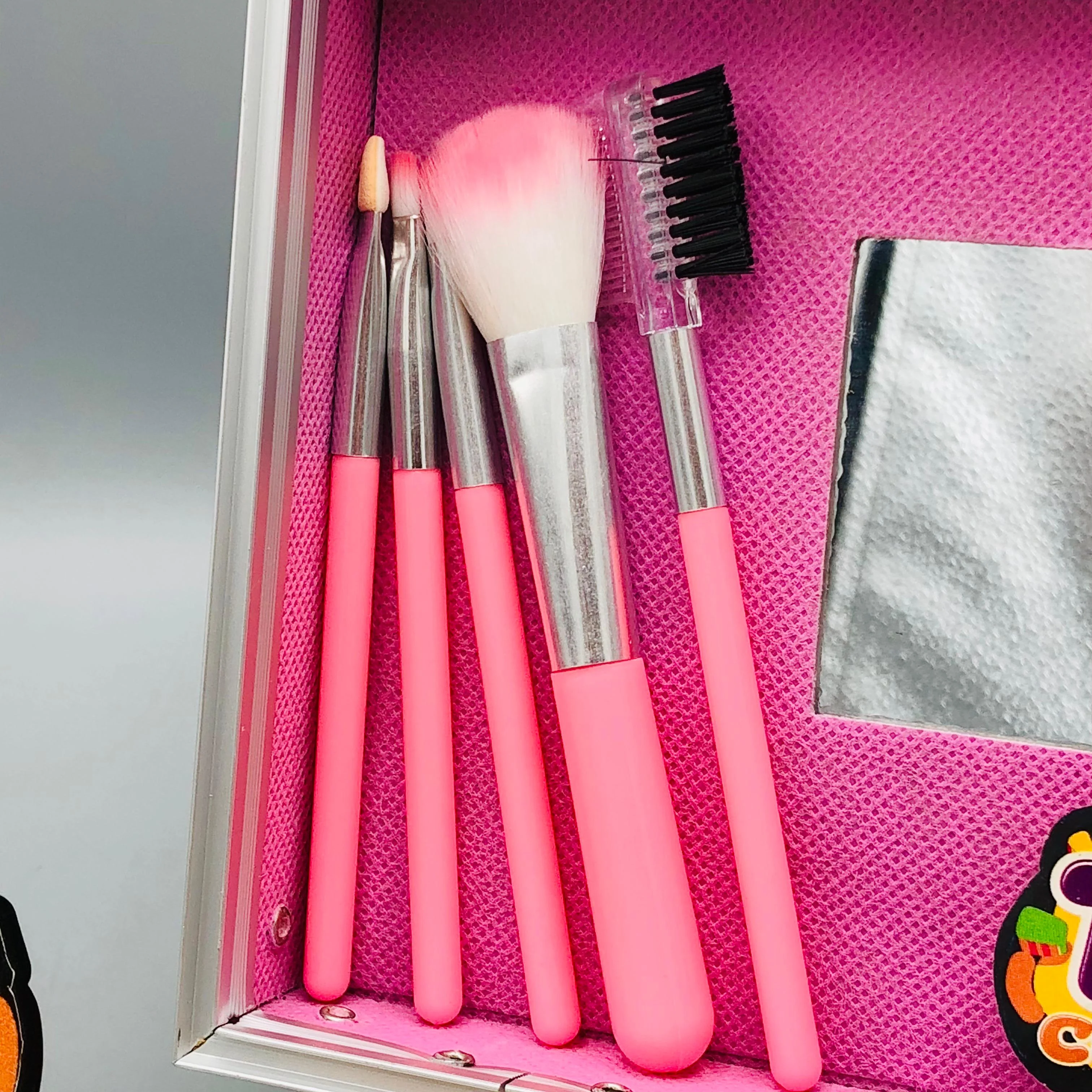 37Pcs Realistic Eye Makeup Briefcase - Image 8