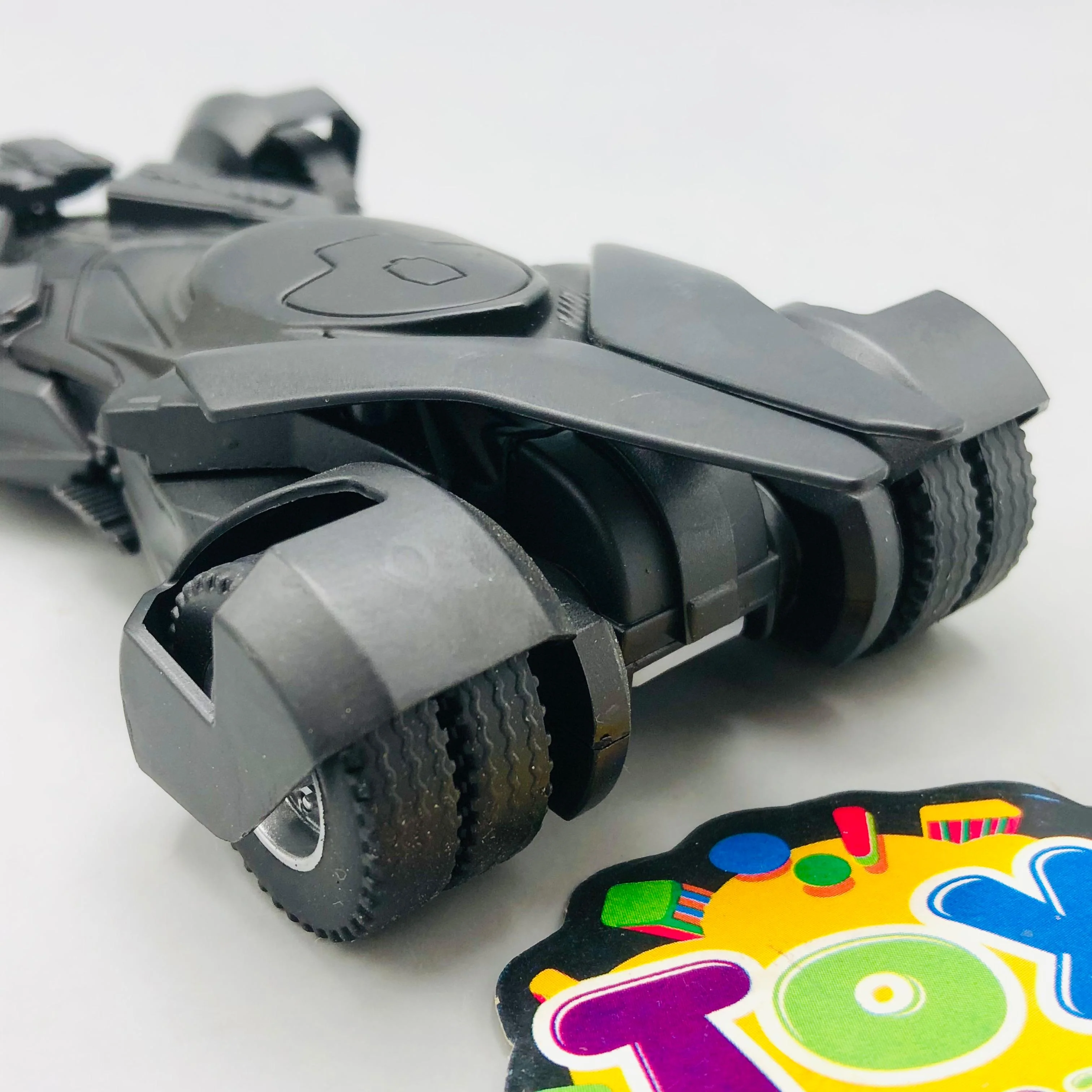 4* Inches Mini Diecast Batman Armor Model - 1Pc - Image 5
