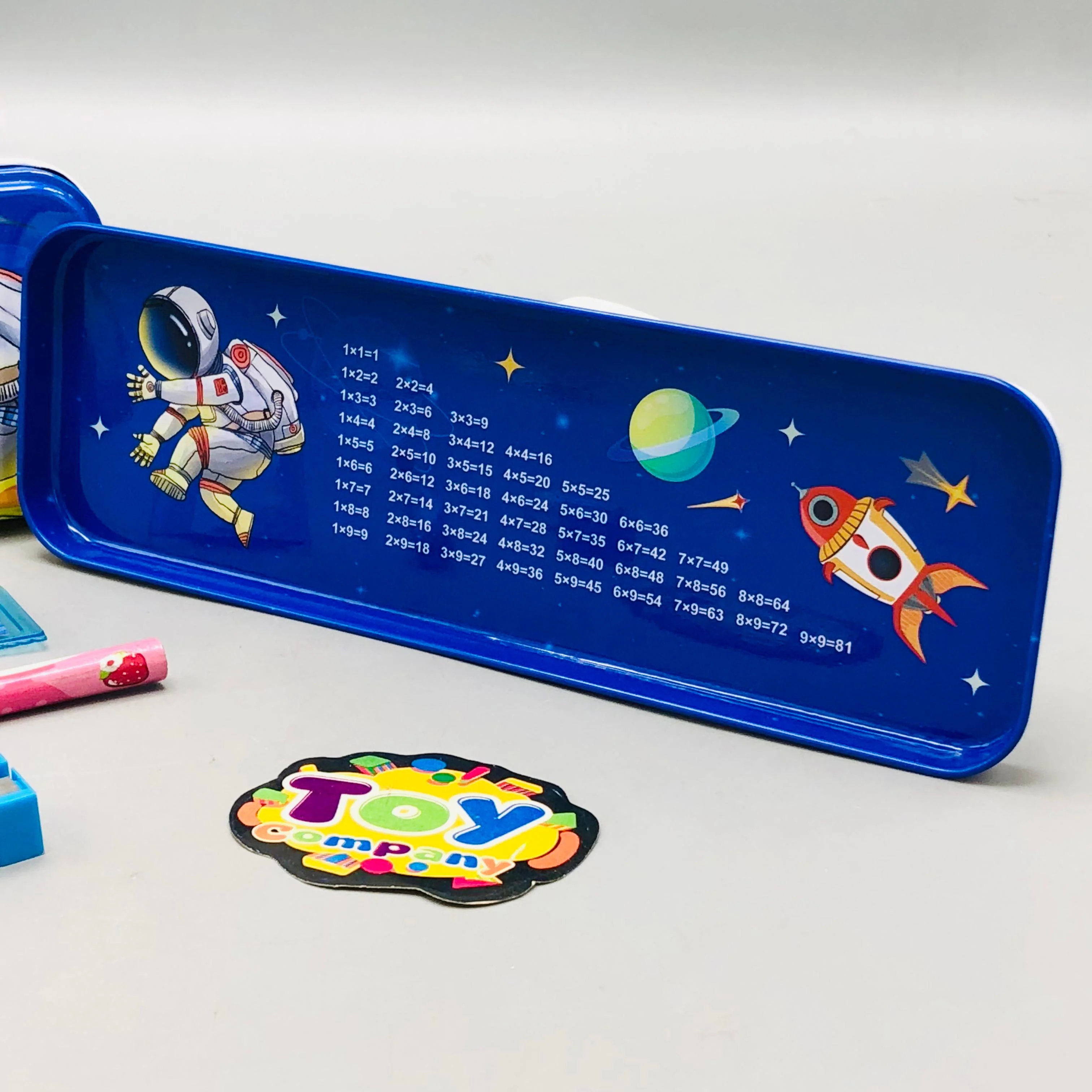 6Pcs Mini Spaceman Themed Tin Geometry Box - Image 4
