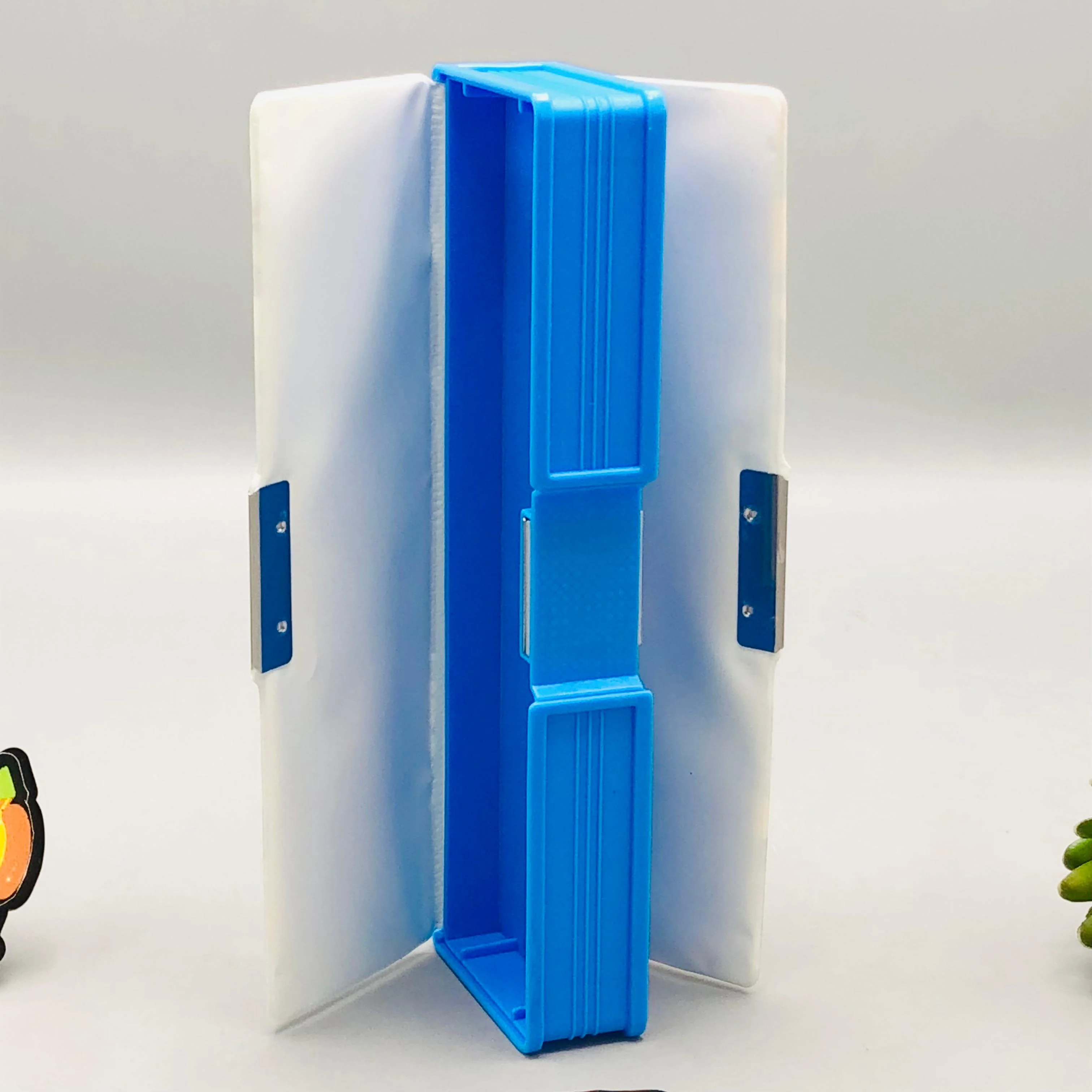 Mini Hero Themed Double-Sided Geometry Box - Blue - Image 5