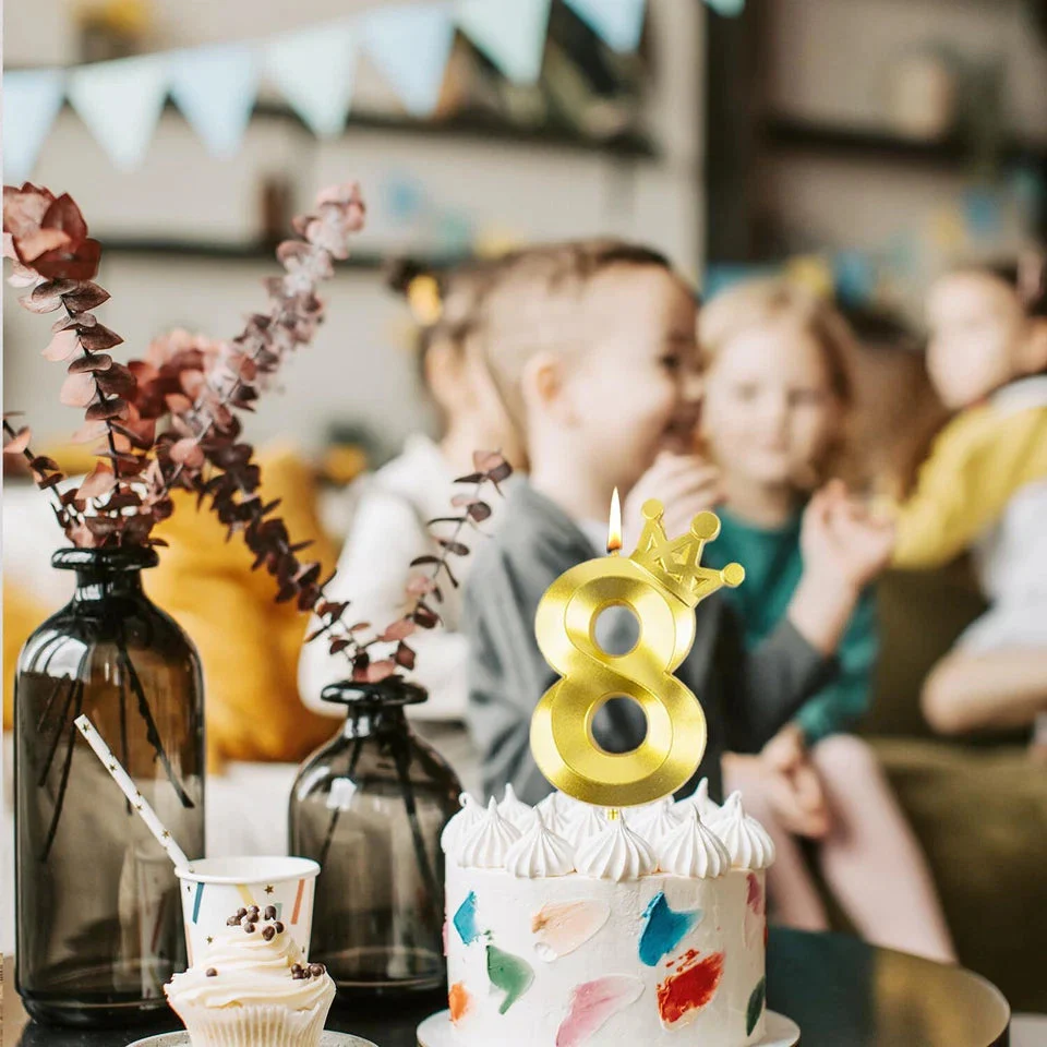 Number 8 Crown Designed Birthday Candle - Image 7