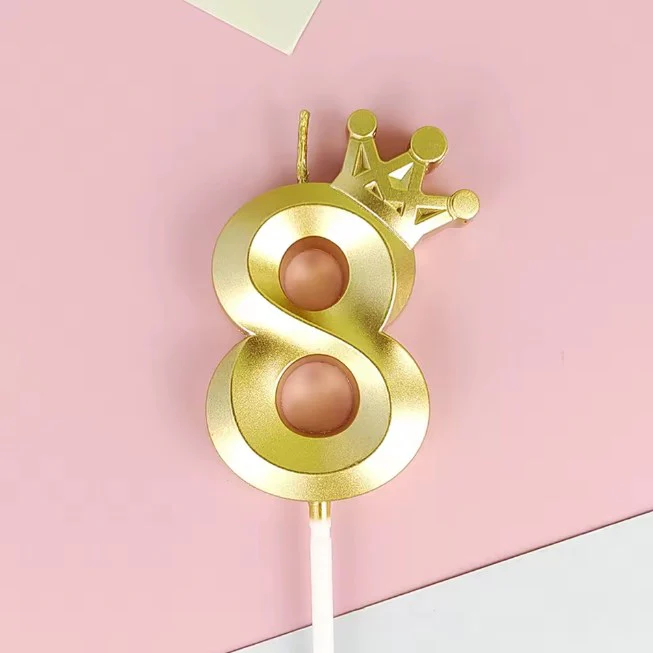 Number 8 Crown Designed Birthday Candle - Image 9