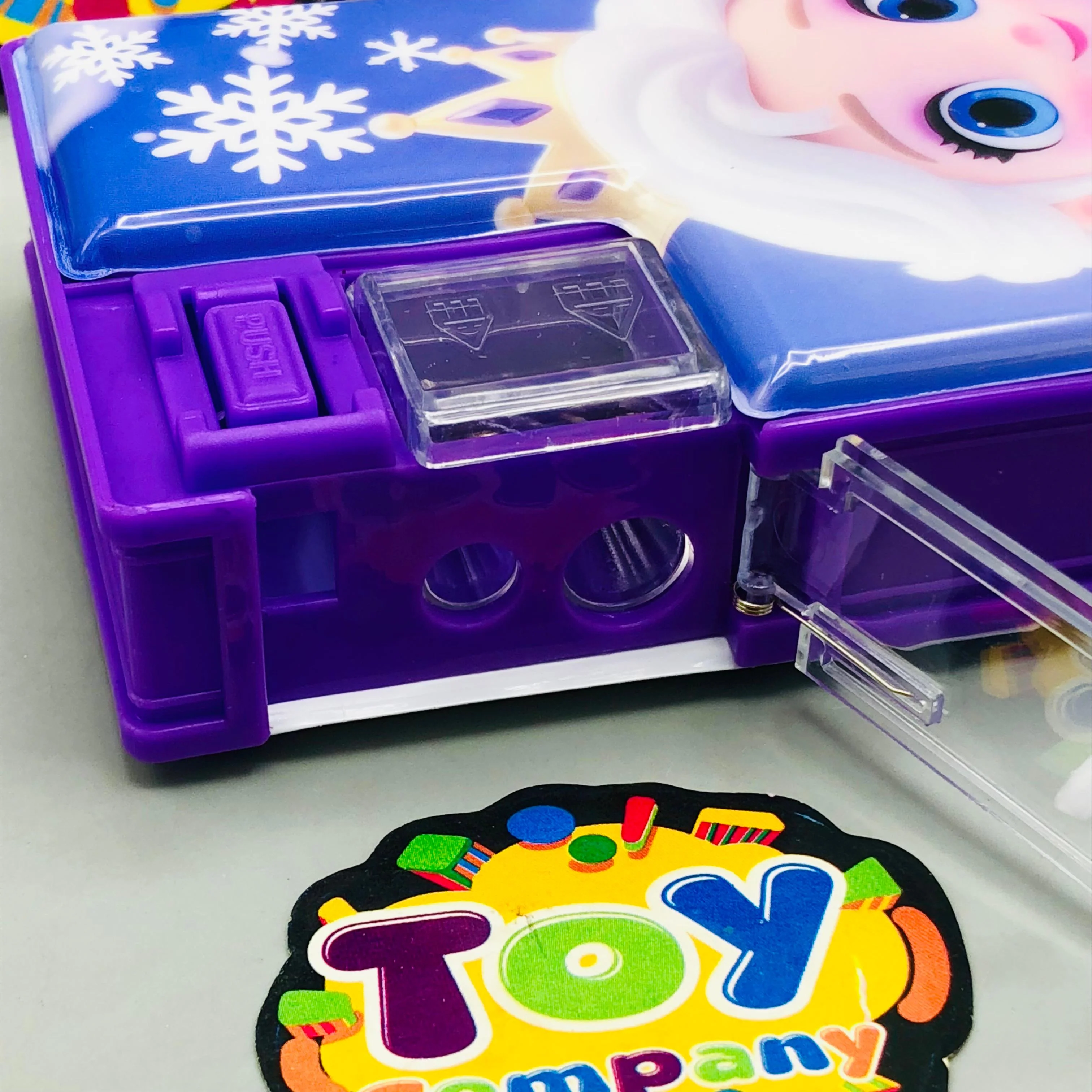 Snow & Ice Double-Sided Geometry Box With Dual Sharpener - Image 4