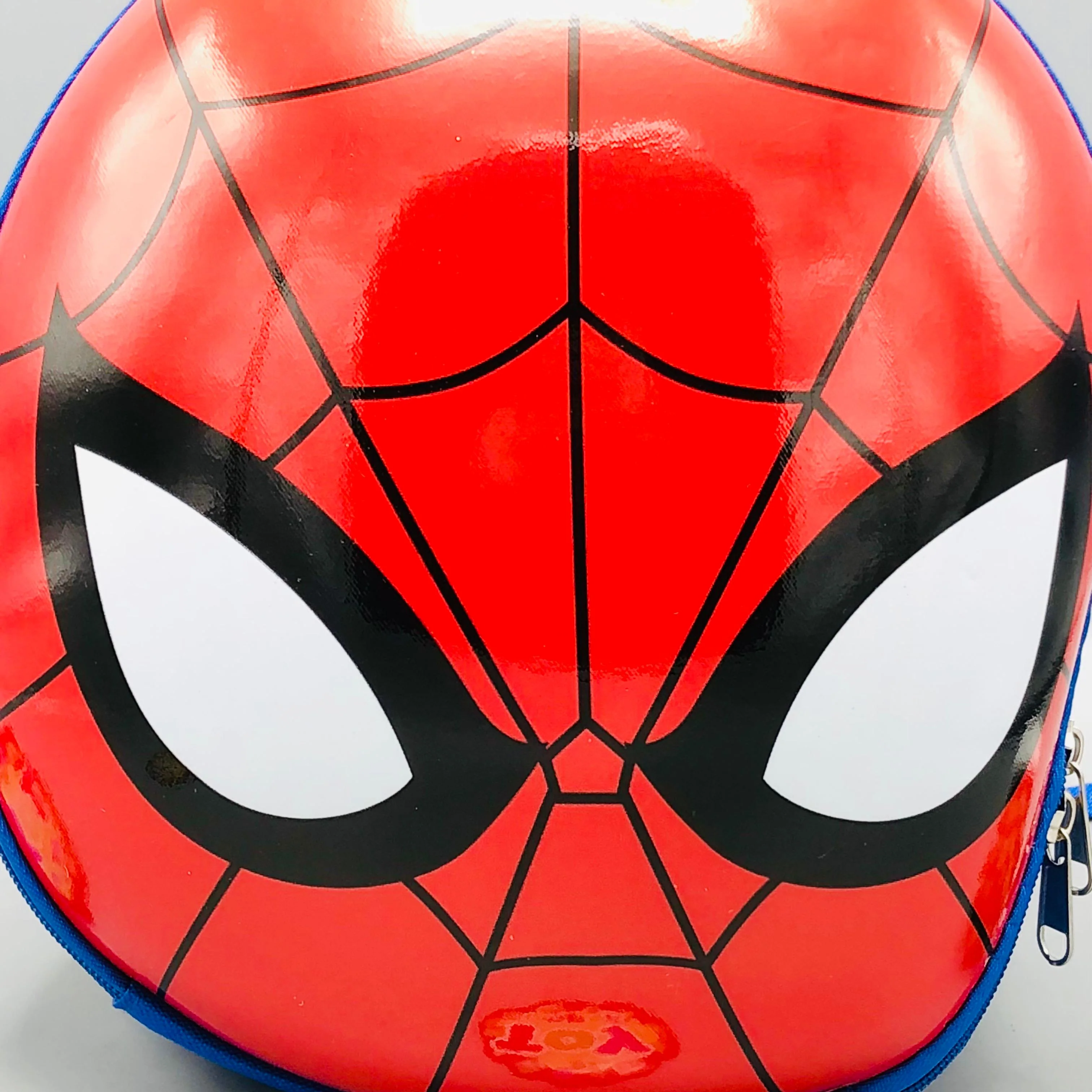Spiderman 3D Shell Kids Picnic Backpack - Image 3