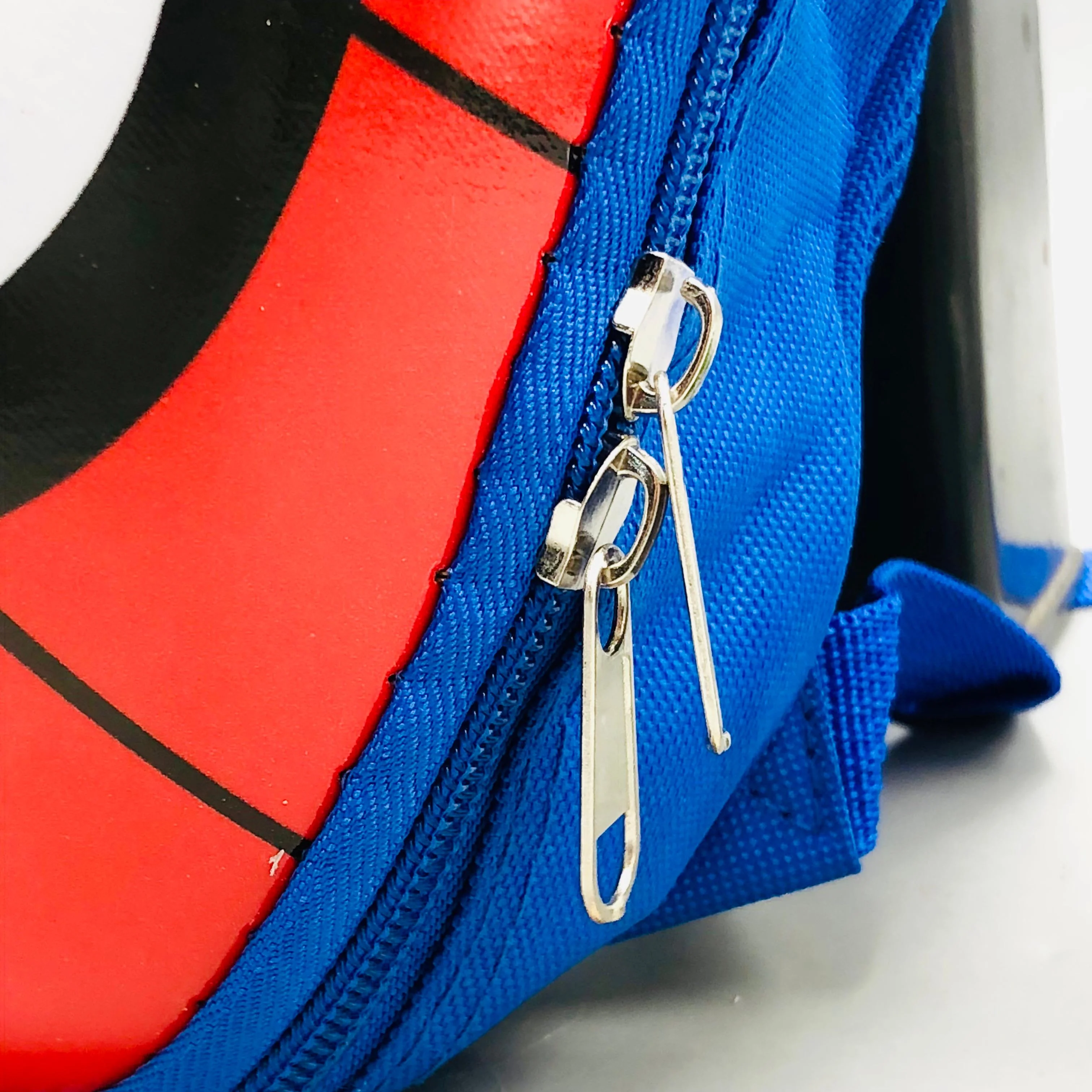Spiderman 3D Shell Kids Picnic Backpack - Image 4